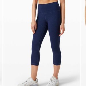 NWT Lulumemon Wunder Under Crop